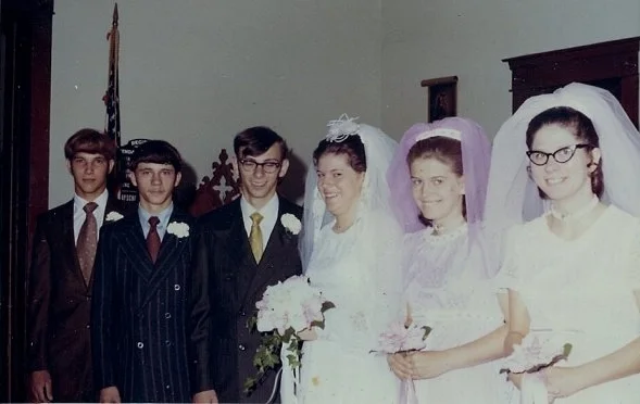 Roger Fenner & Patty Seafert (center), 31 July 1971.