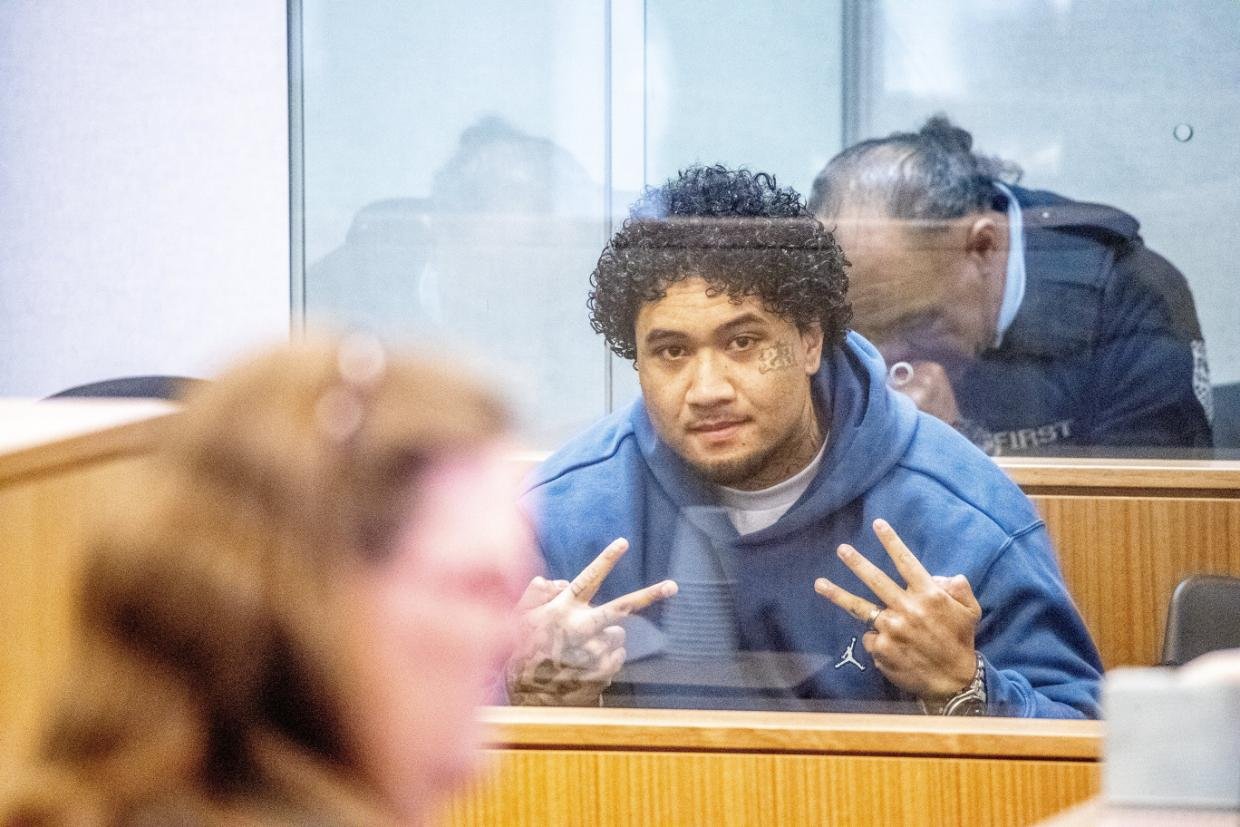 Jury unable to reach a verdict in Crips prison hit trial