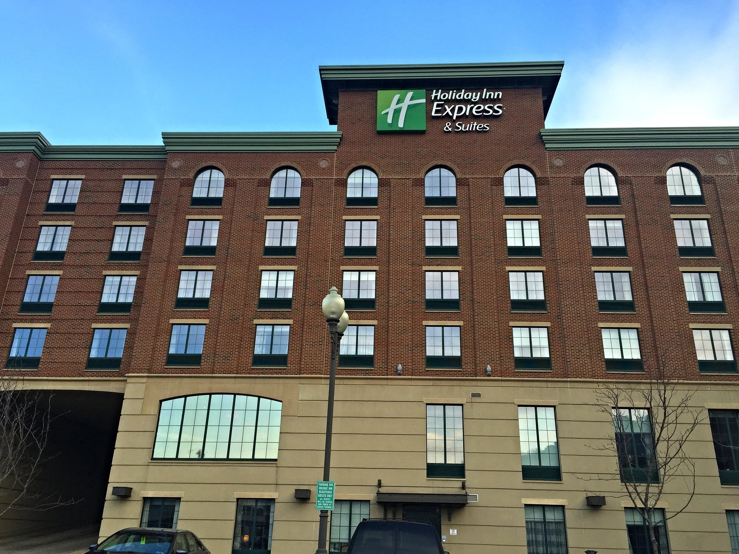 Holiday Inn Express & Suites | South Side, Pittsburgh
