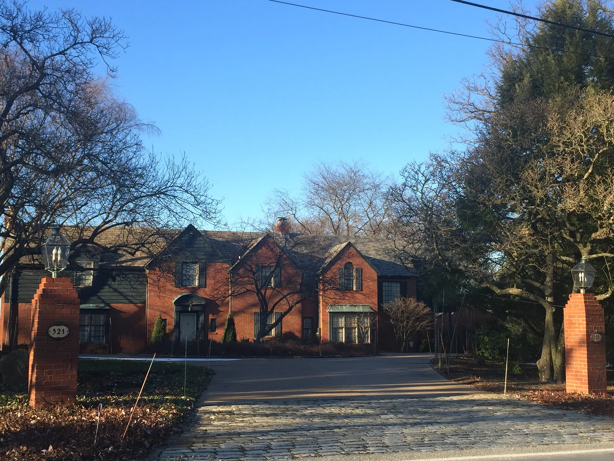  The remaining detail was a simpler process matching the soffit, fascia, copper flashing and wood trim. &nbsp;Self-construction project managed.&nbsp;Construction project managed. 