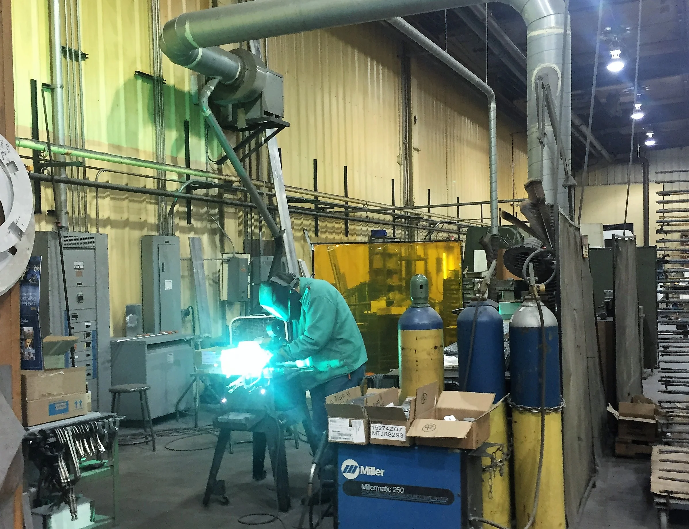  Forum Lighting manufacturing. 