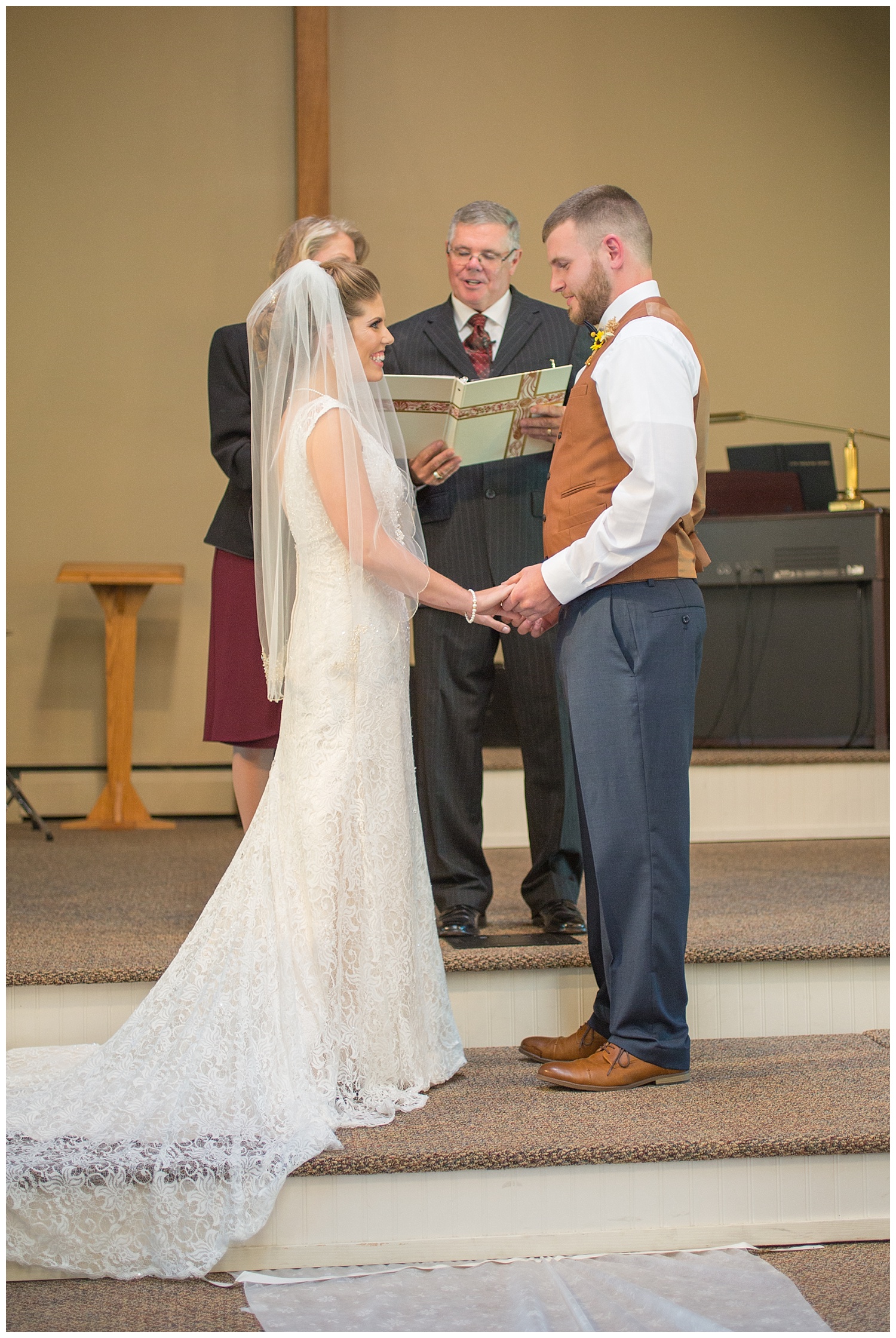 Harding - #ezinlove Caledonia NY Camp Wedding 54.jpg