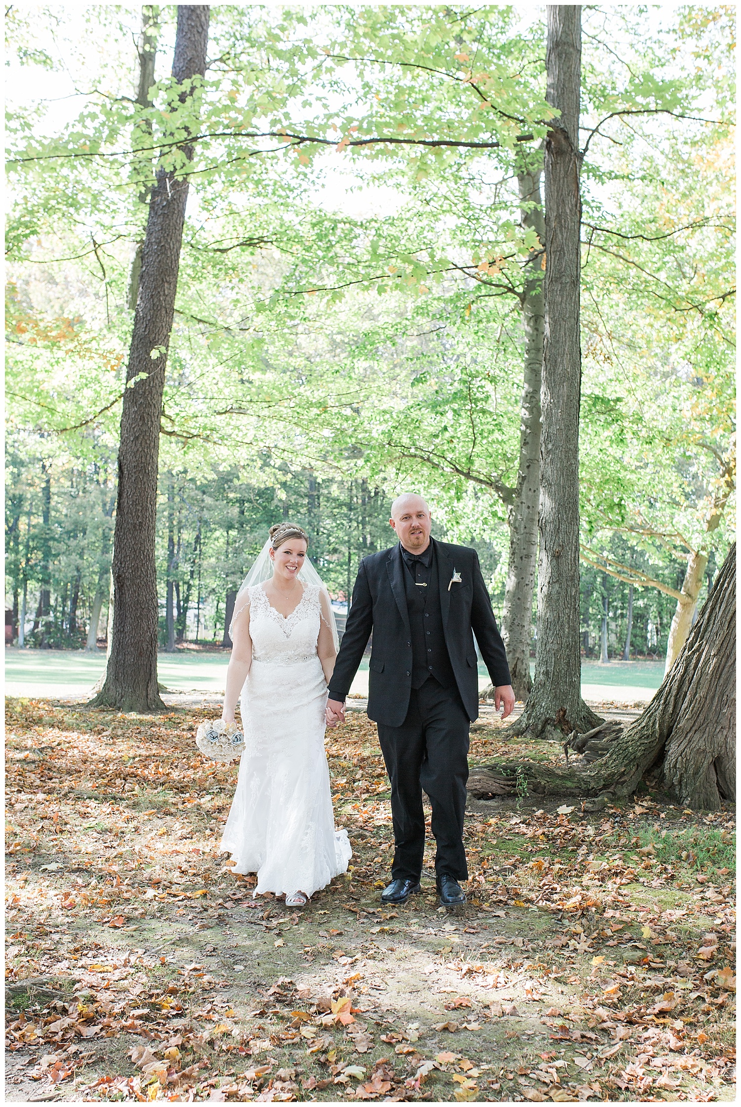 Jessica and Scott McKay - Terry Hills Golf Course - Batavia NY - Lass and Beau-311_Buffalo wedding photography.jpg