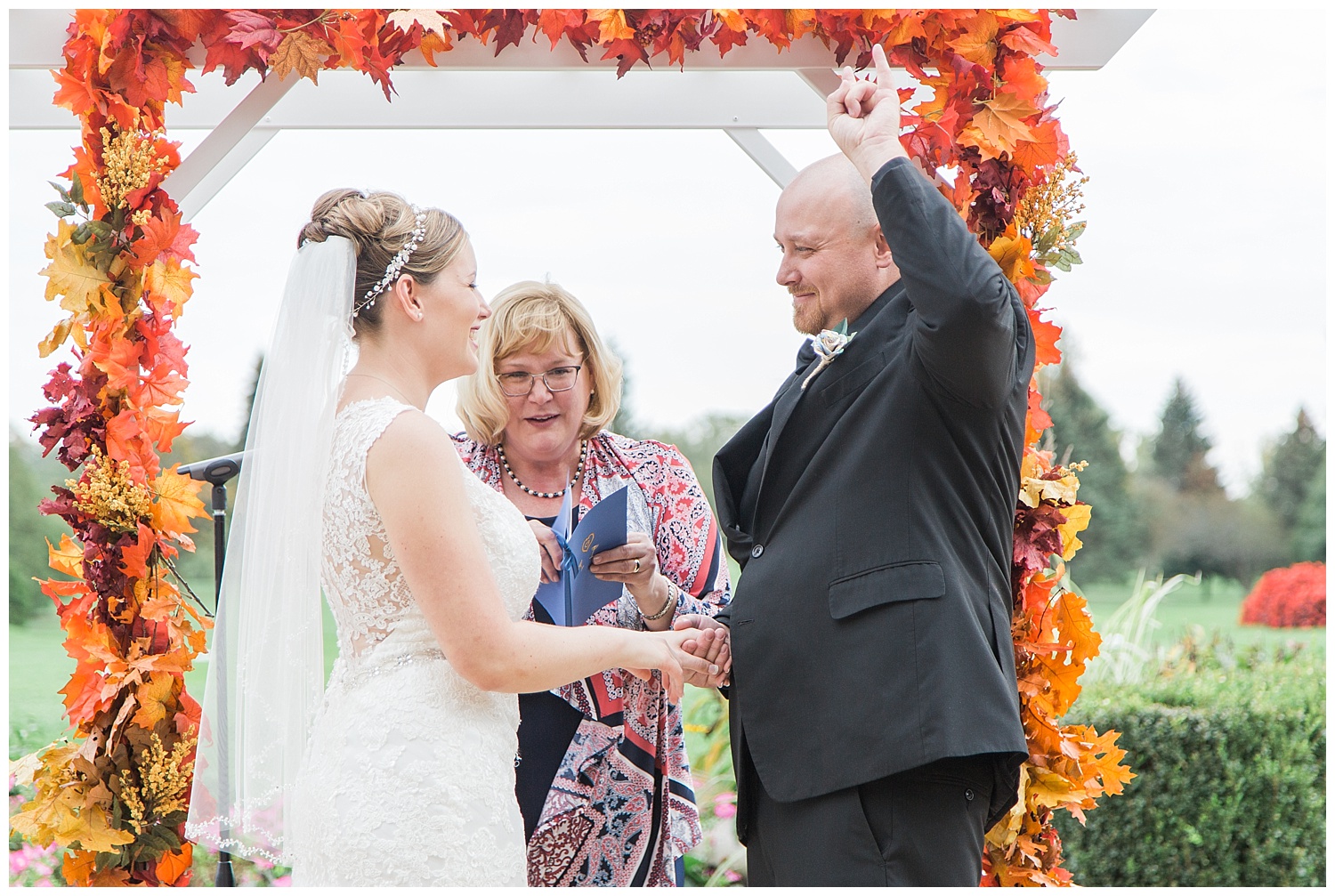 Jessica and Scott McKay - Terry Hills Golf Course - Batavia NY - Lass and Beau-615_Buffalo wedding photography.jpg