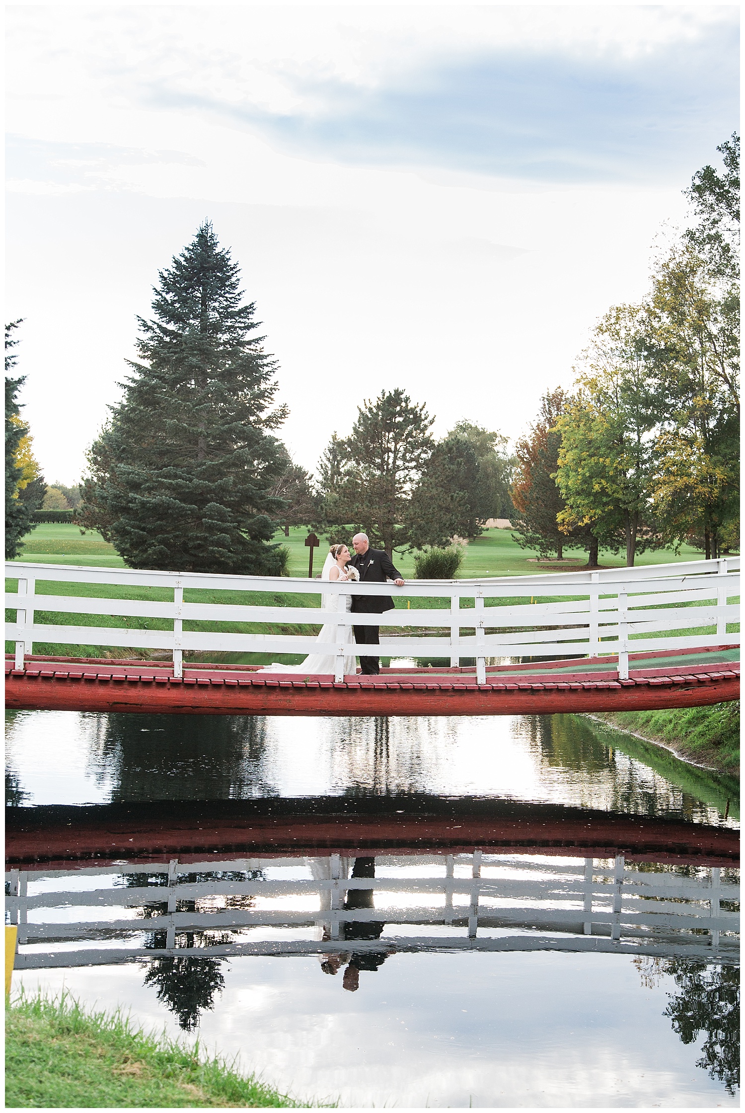 Jessica and Scott McKay - Terry Hills Golf Course - Batavia NY - Lass and Beau-696_Buffalo wedding photography.jpg