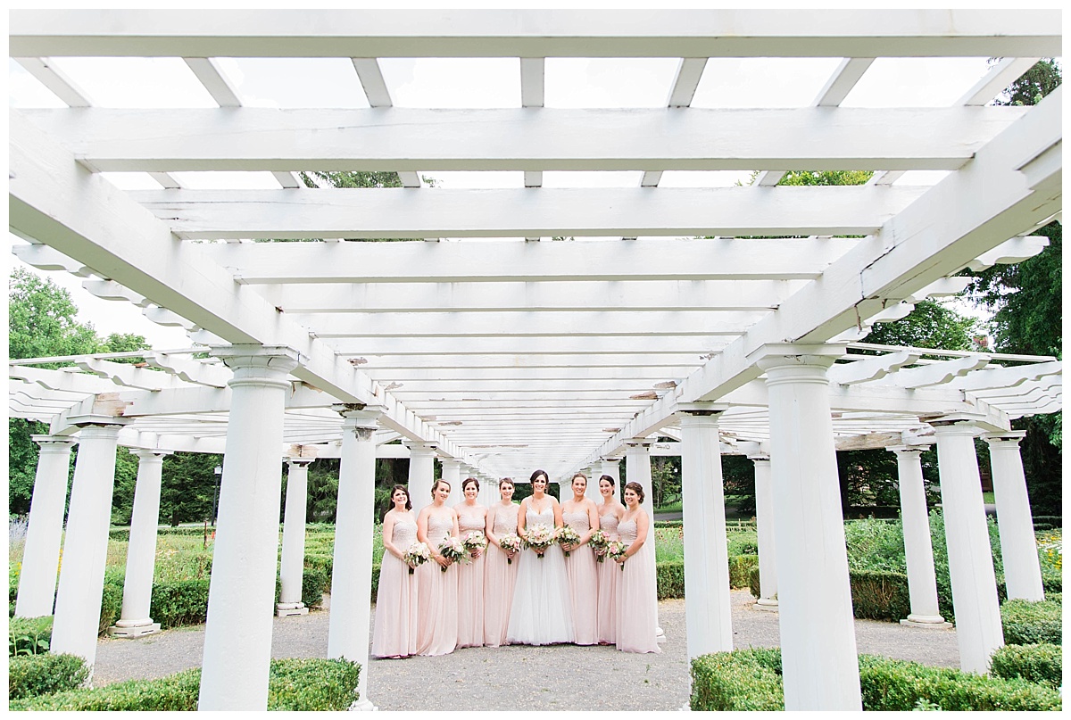 Rachel And Nick Wed At Sonnenberg Gardens Lass Beau