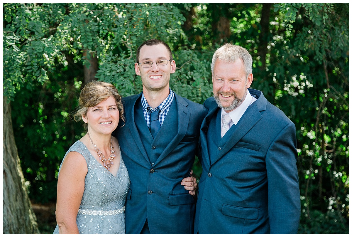 Danny and Leslie - River Ridge Farms Wedding -204.jpg