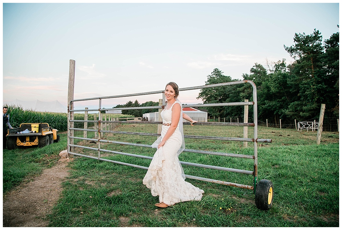 Danny and Leslie - River Ridge Farms Wedding -1895.jpg