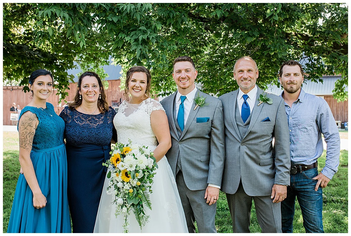 BECCA AND KYLE - TWIN SILOS - LASS AND BEAU-546.jpg