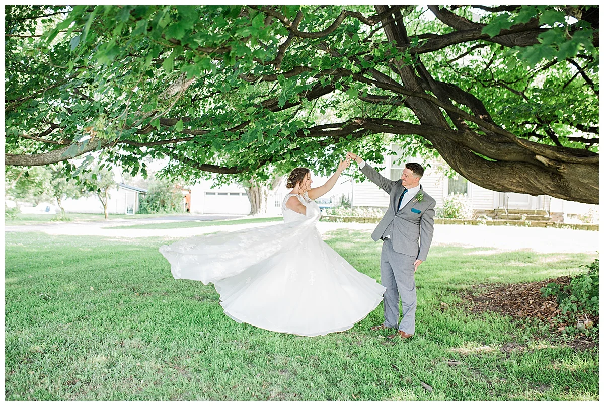 BECCA AND KYLE - TWIN SILOS - LASS AND BEAU-688.jpg