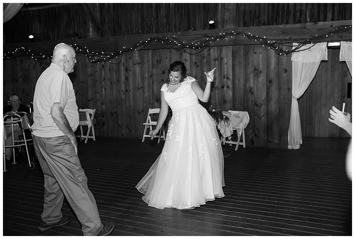 BECCA AND KYLE - TWIN SILOS - LASS AND BEAU-987.jpg