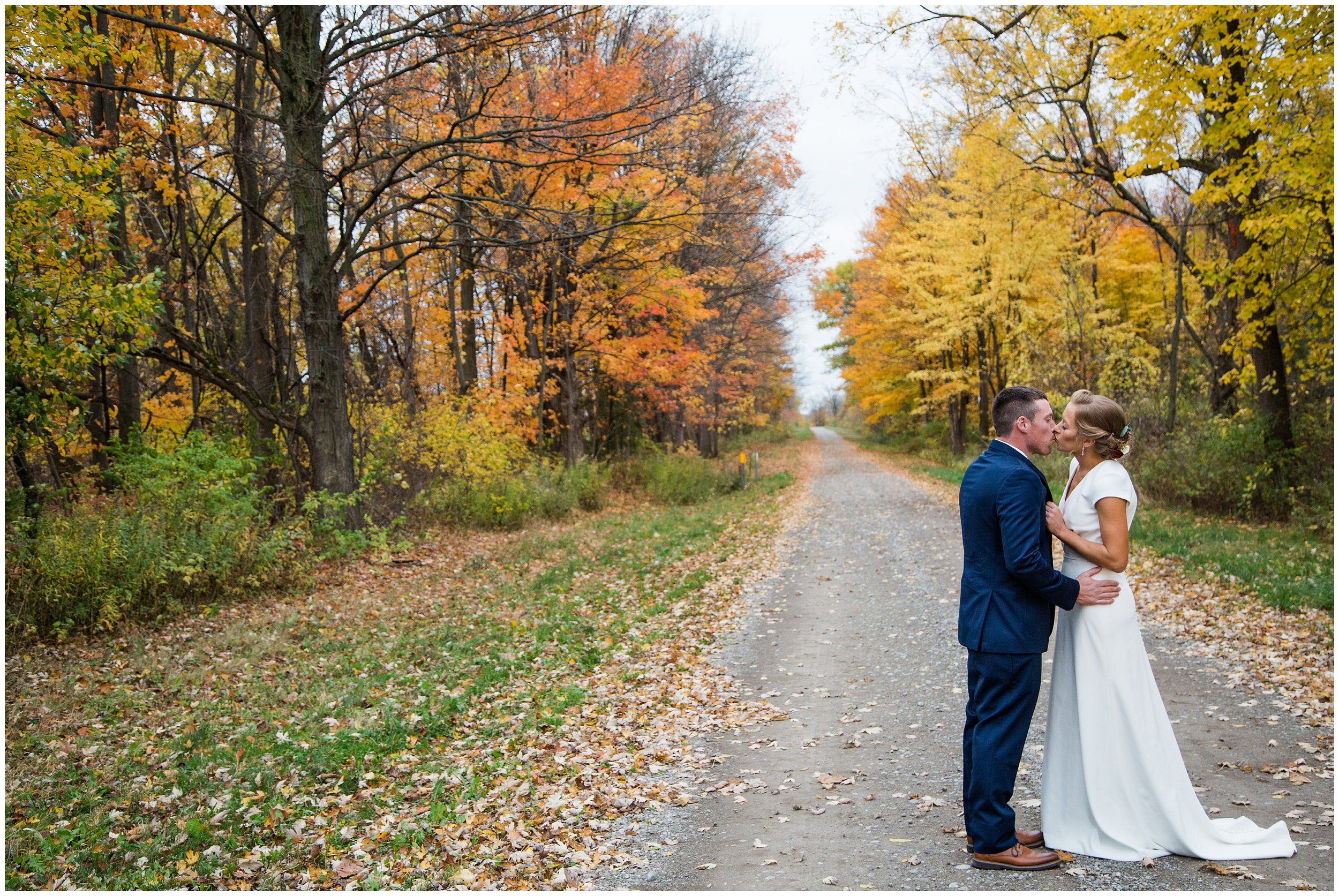 fall foliage wedding