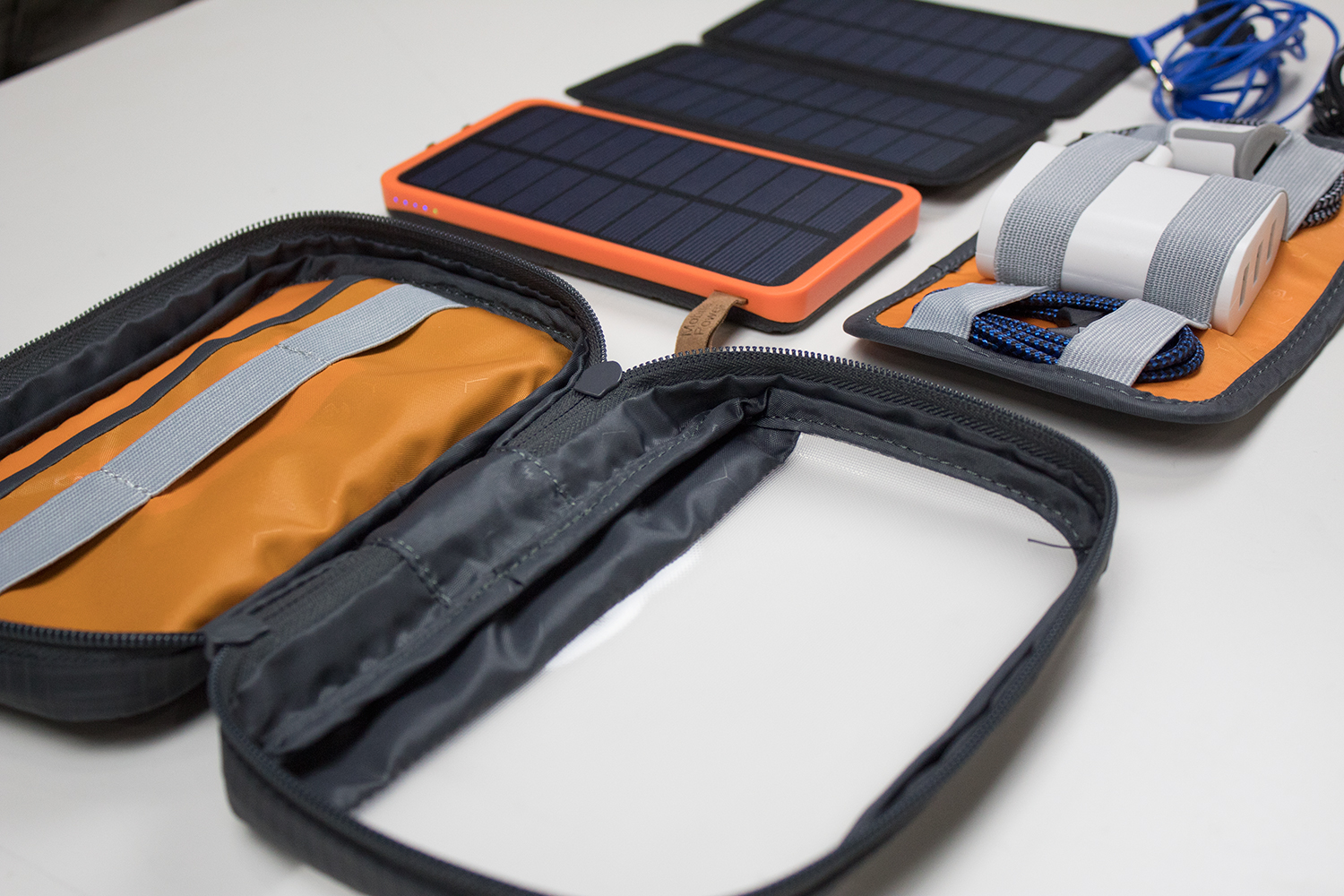 180201_Lowepro_GearUp_Pouch_Mini_6.jpg