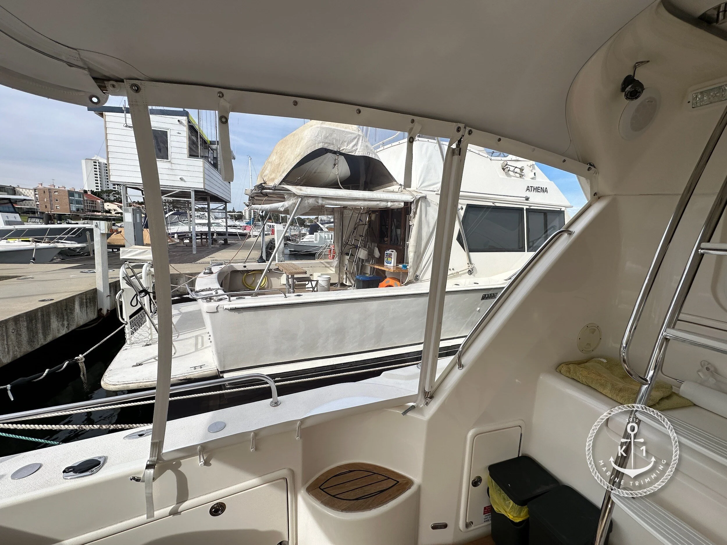 Riviera 47 Flybridge