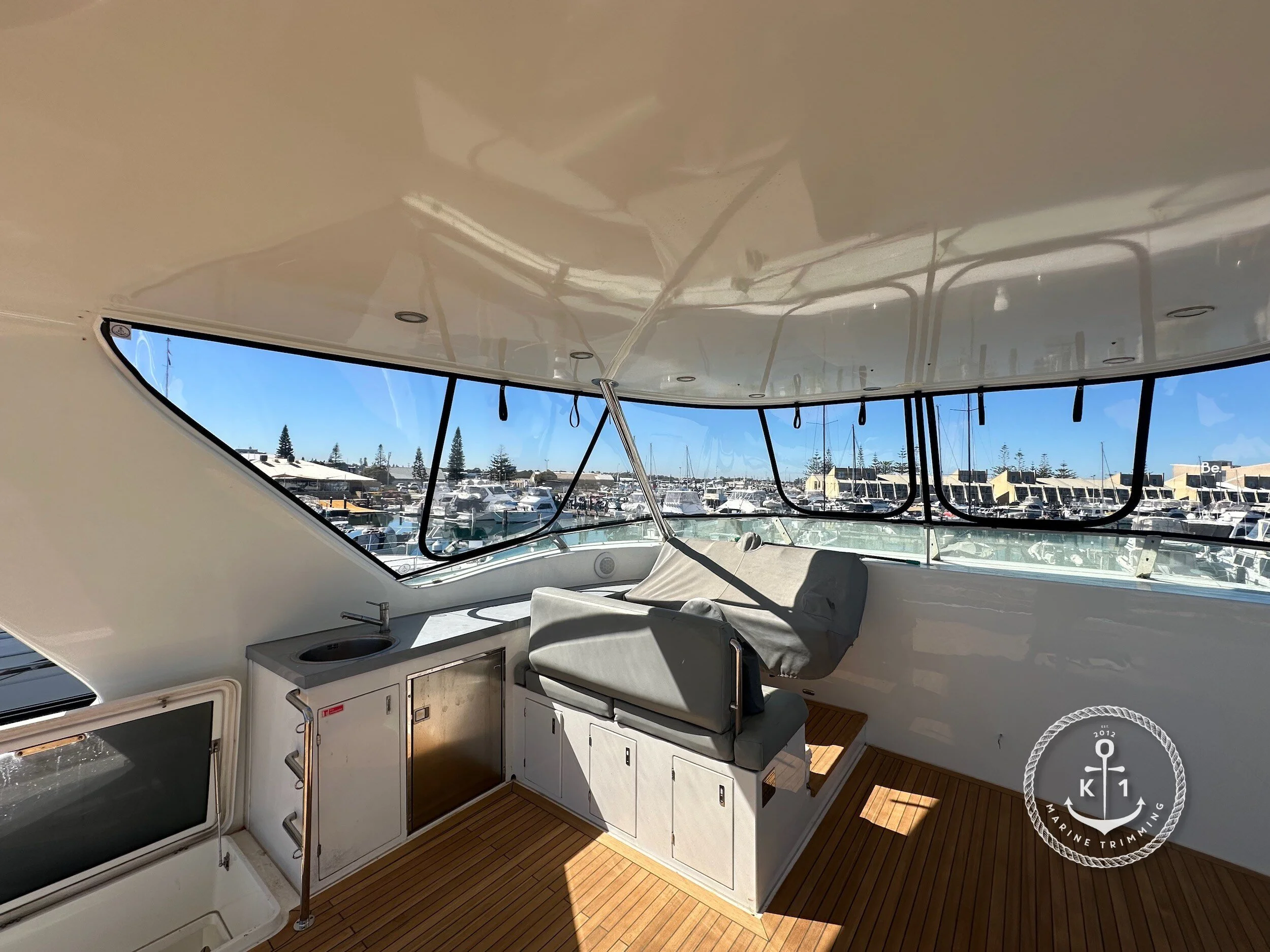 Make: Sunreef Model: 60 Products: Flybridge Clears Material: Strataglass Flybridge clears provide all-weather protection and enhanced visibility for your flybridge, ensuring comfort, safety, and style on the water.