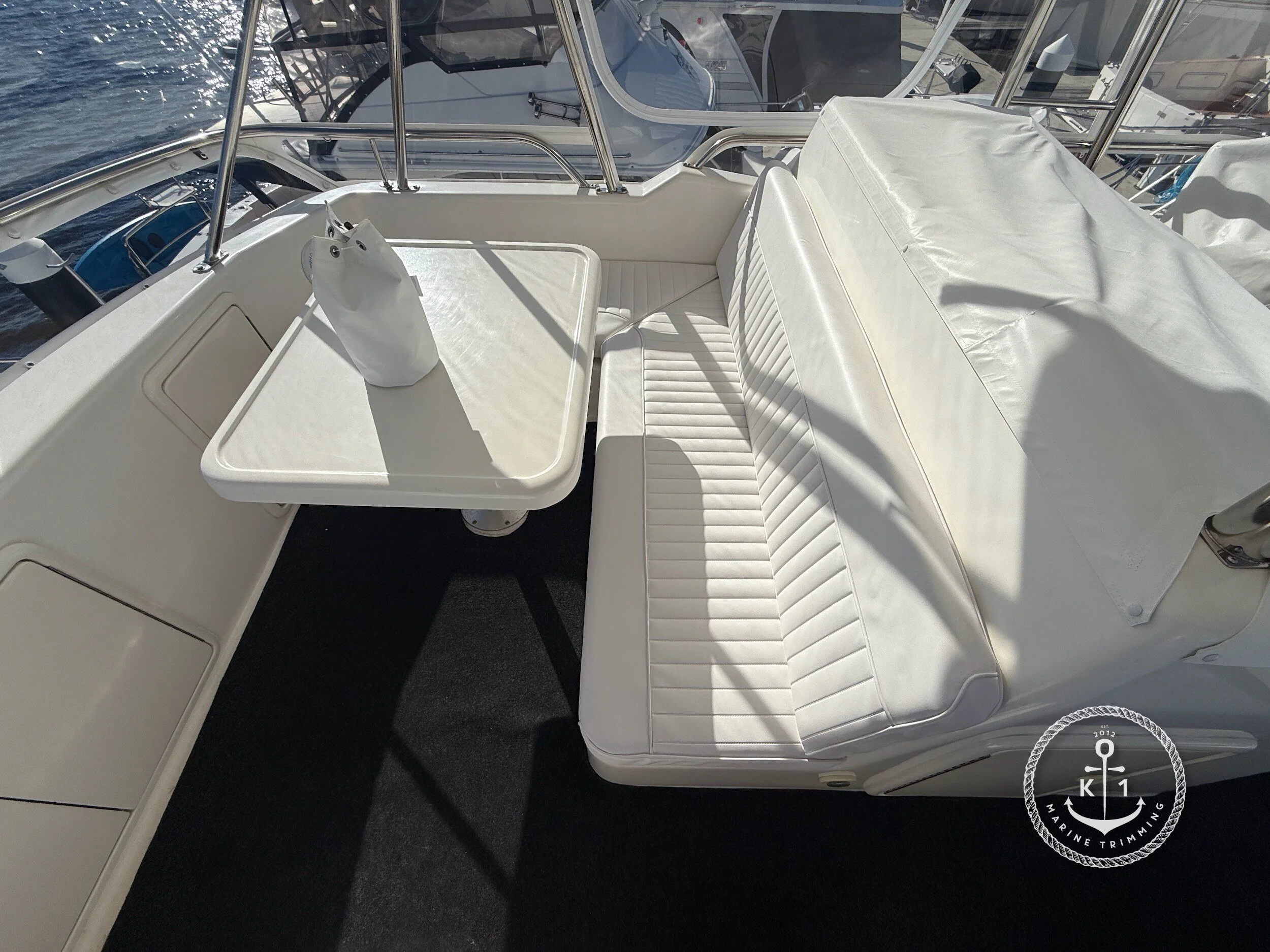 Riviera 43 Flybridge