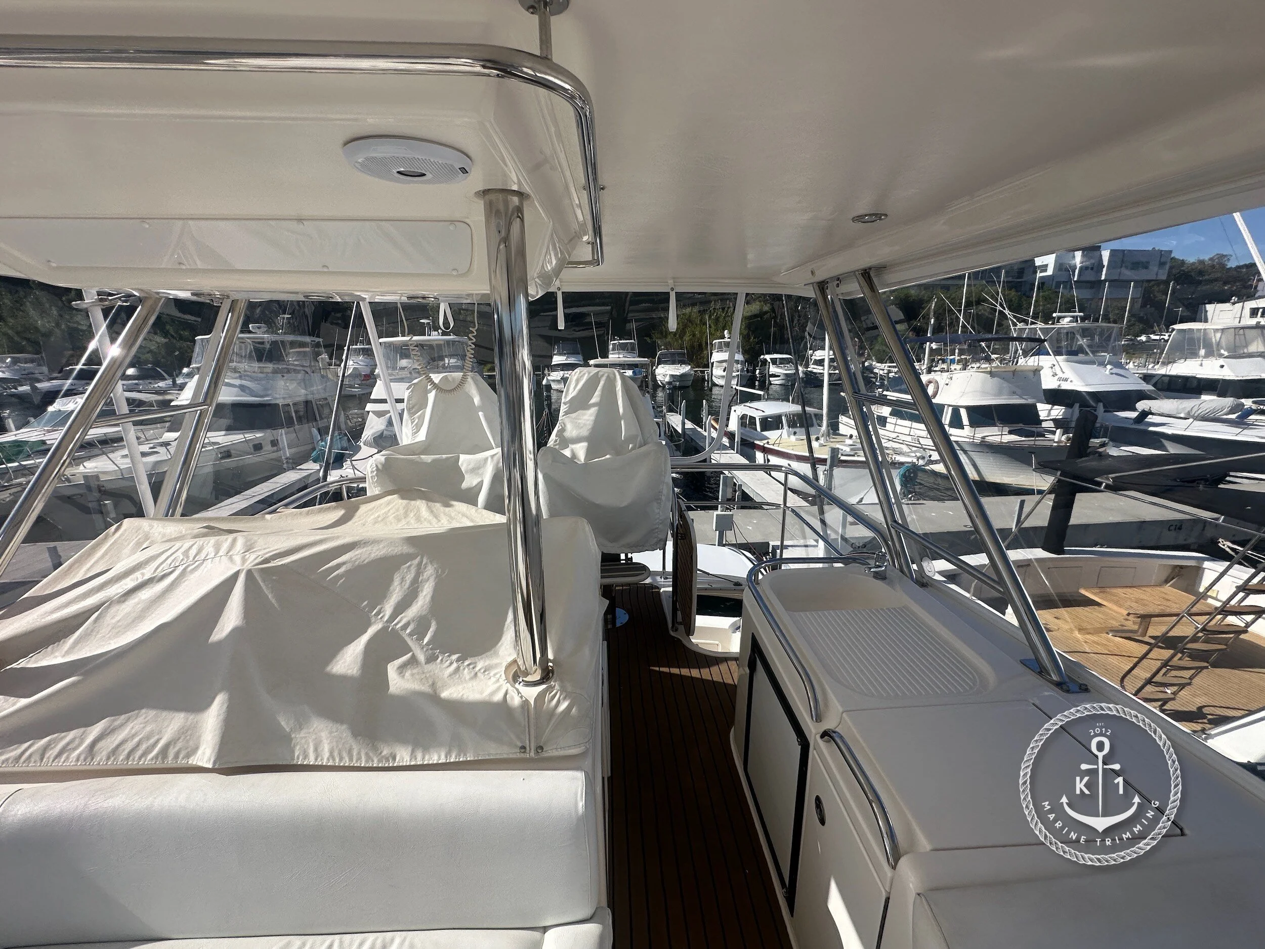 Riviera 51 Flybridge