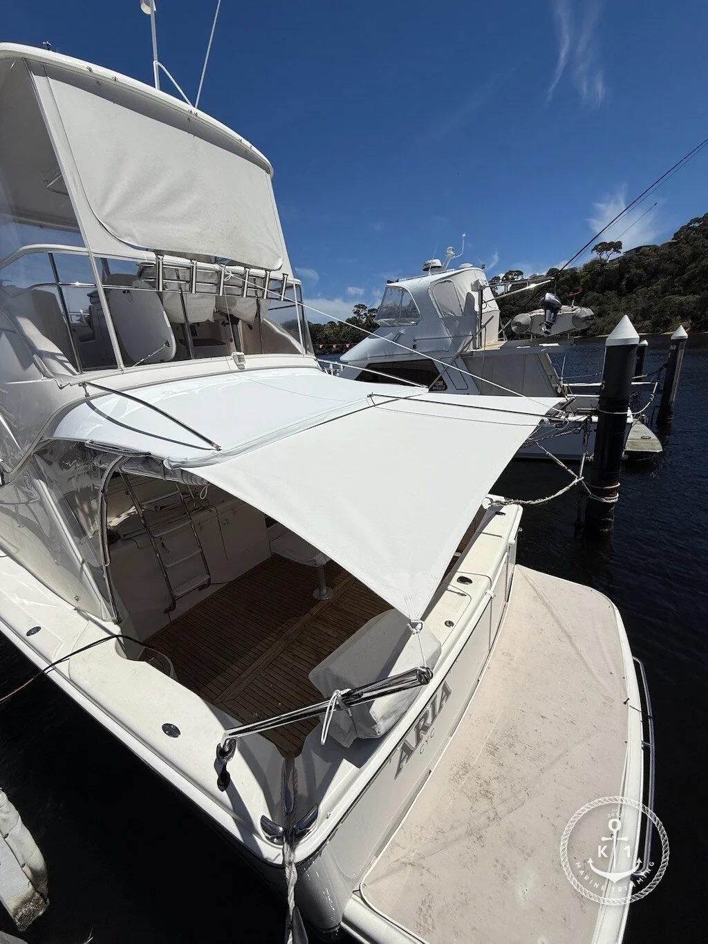 Riviera 42 Flybridge