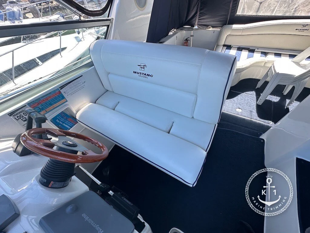 Mustang 4200 Sports Cruiser