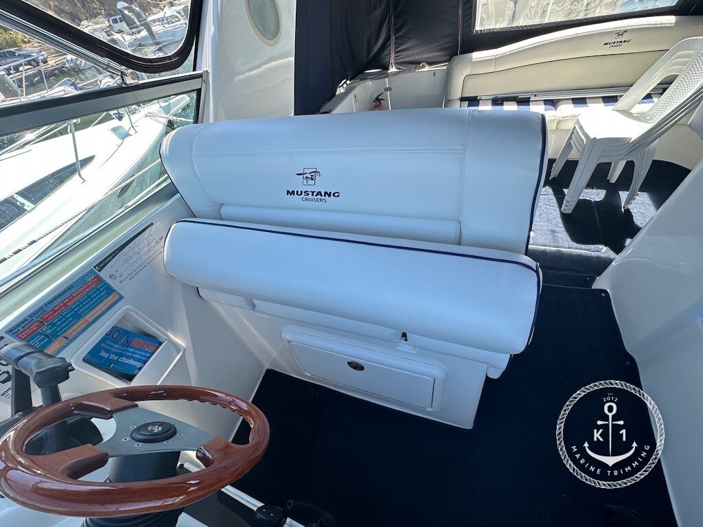 Mustang 4200 Sports Cruiser