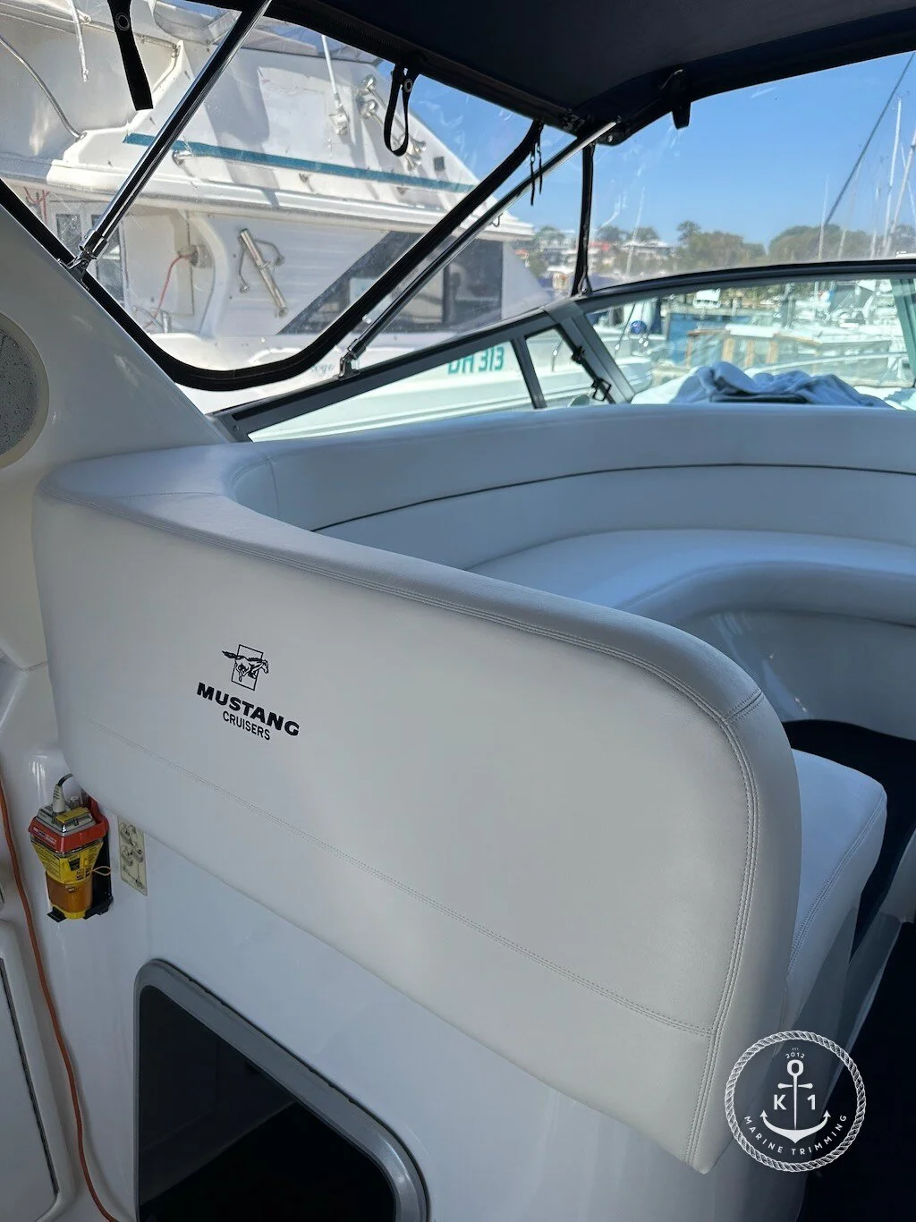 Mustang 4200 Sports Cruiser