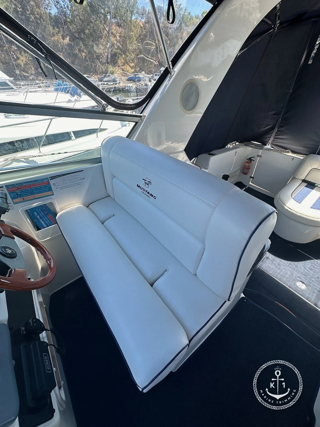 Mustang 4200 Sports Cruiser