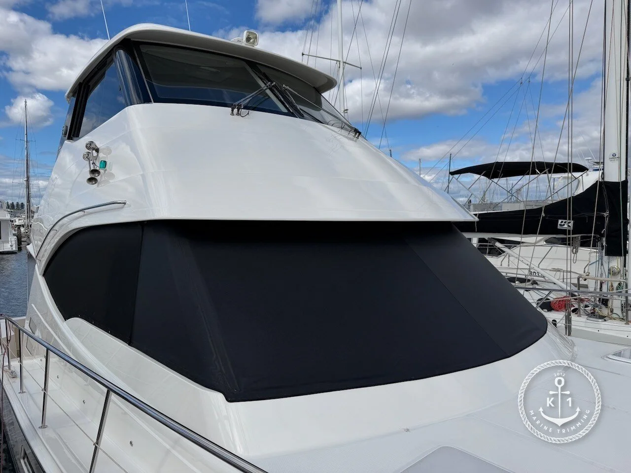 Riviera 52 Enclosed Flybridge