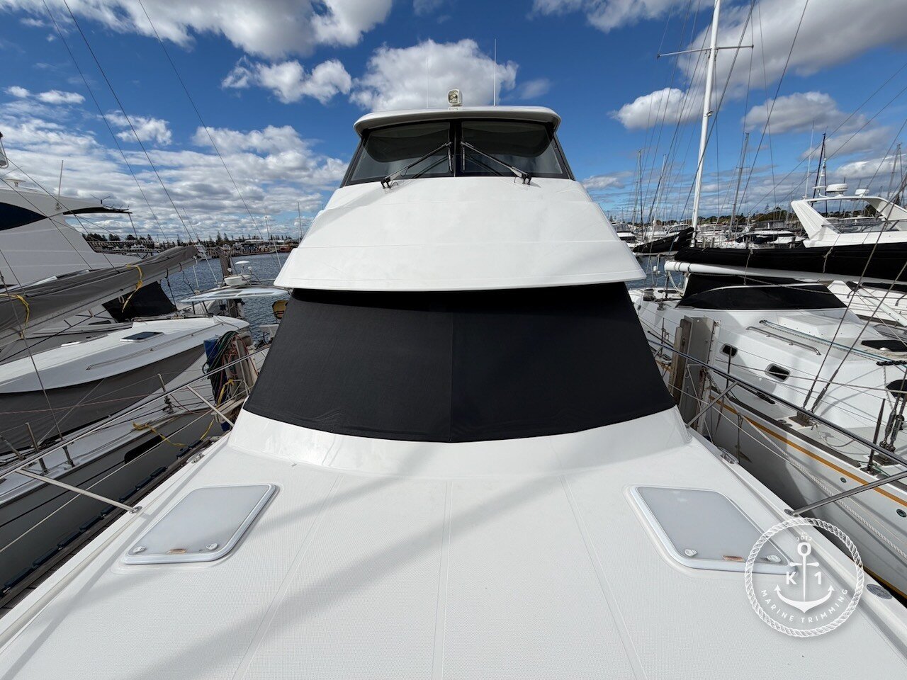 Riviera 52 Enclosed Flybridge