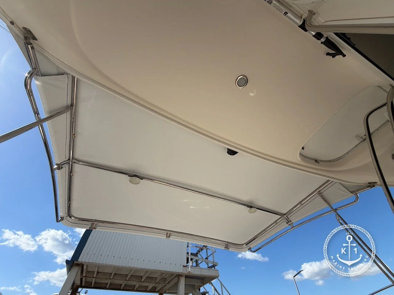Riviera 42 Flybridge