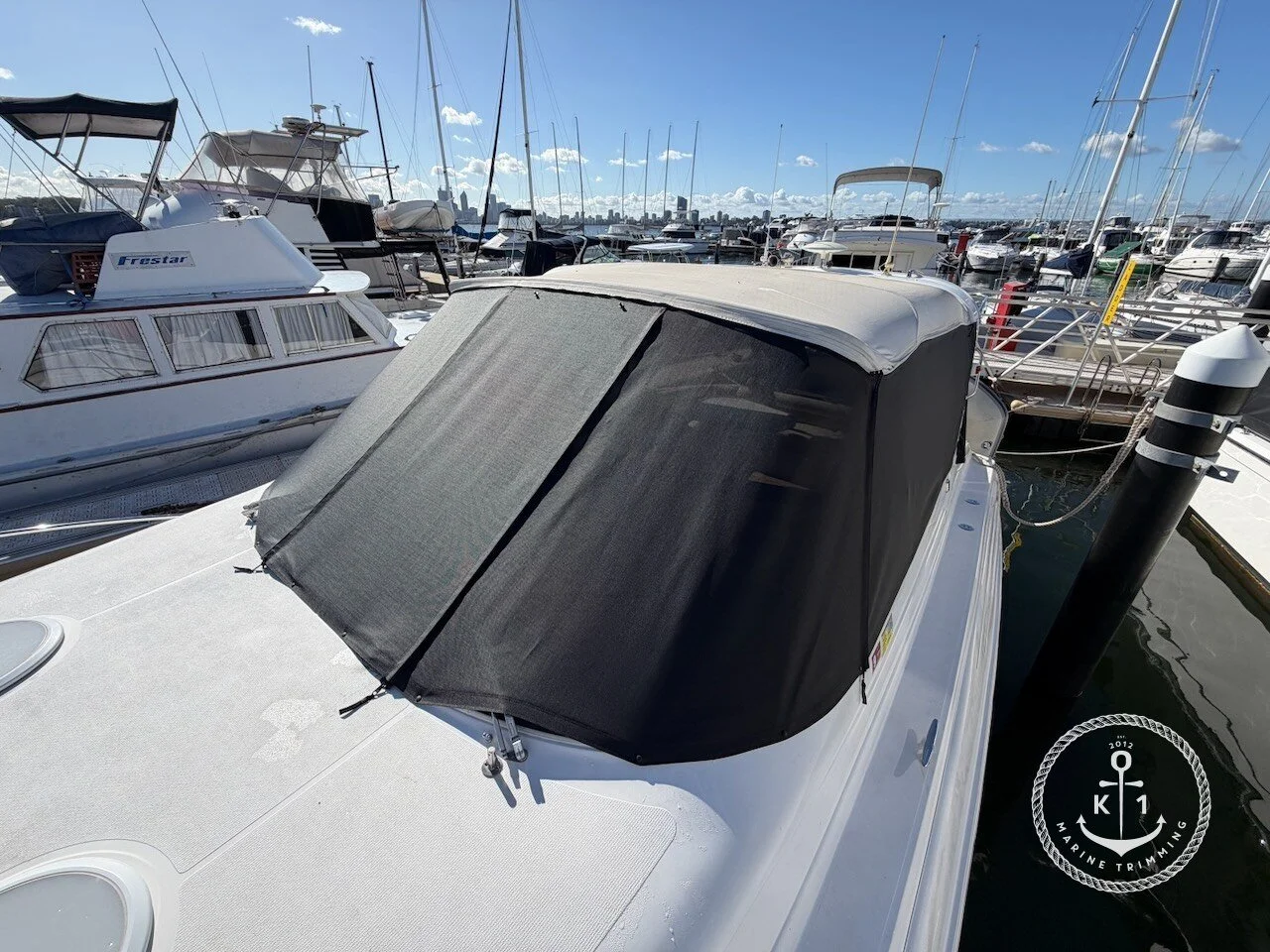 Riviera M370