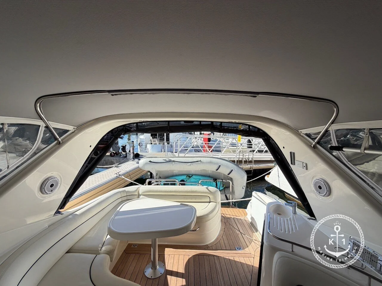 Riviera M370
