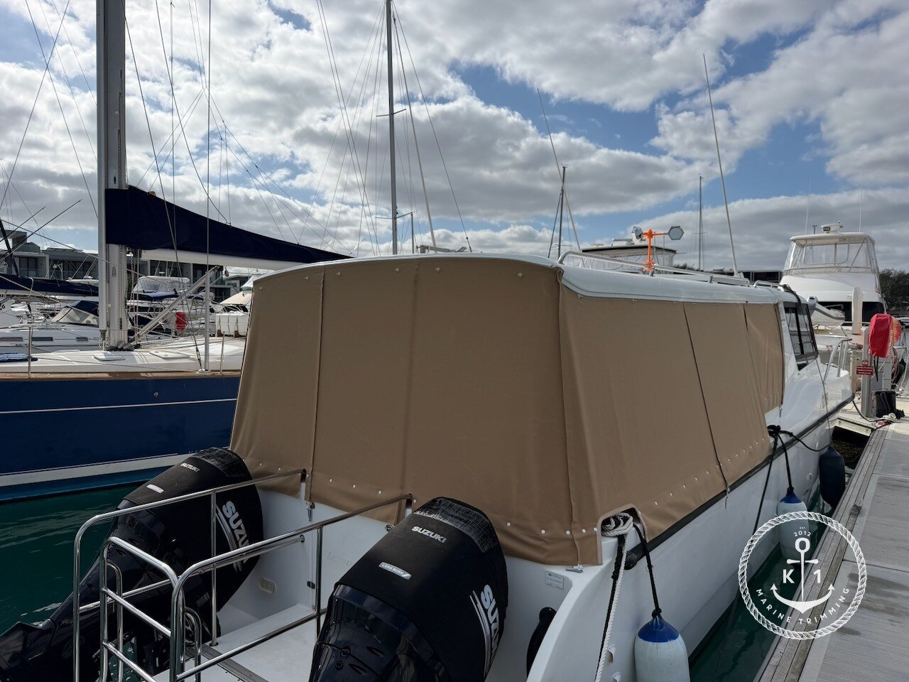 LeisureCat Kingfisher 10000 Series