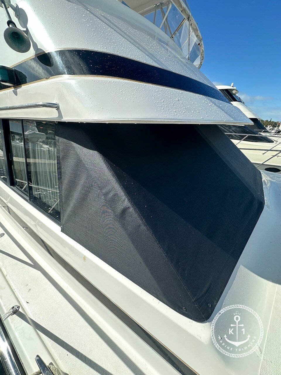 Riviera 43 Flybridge