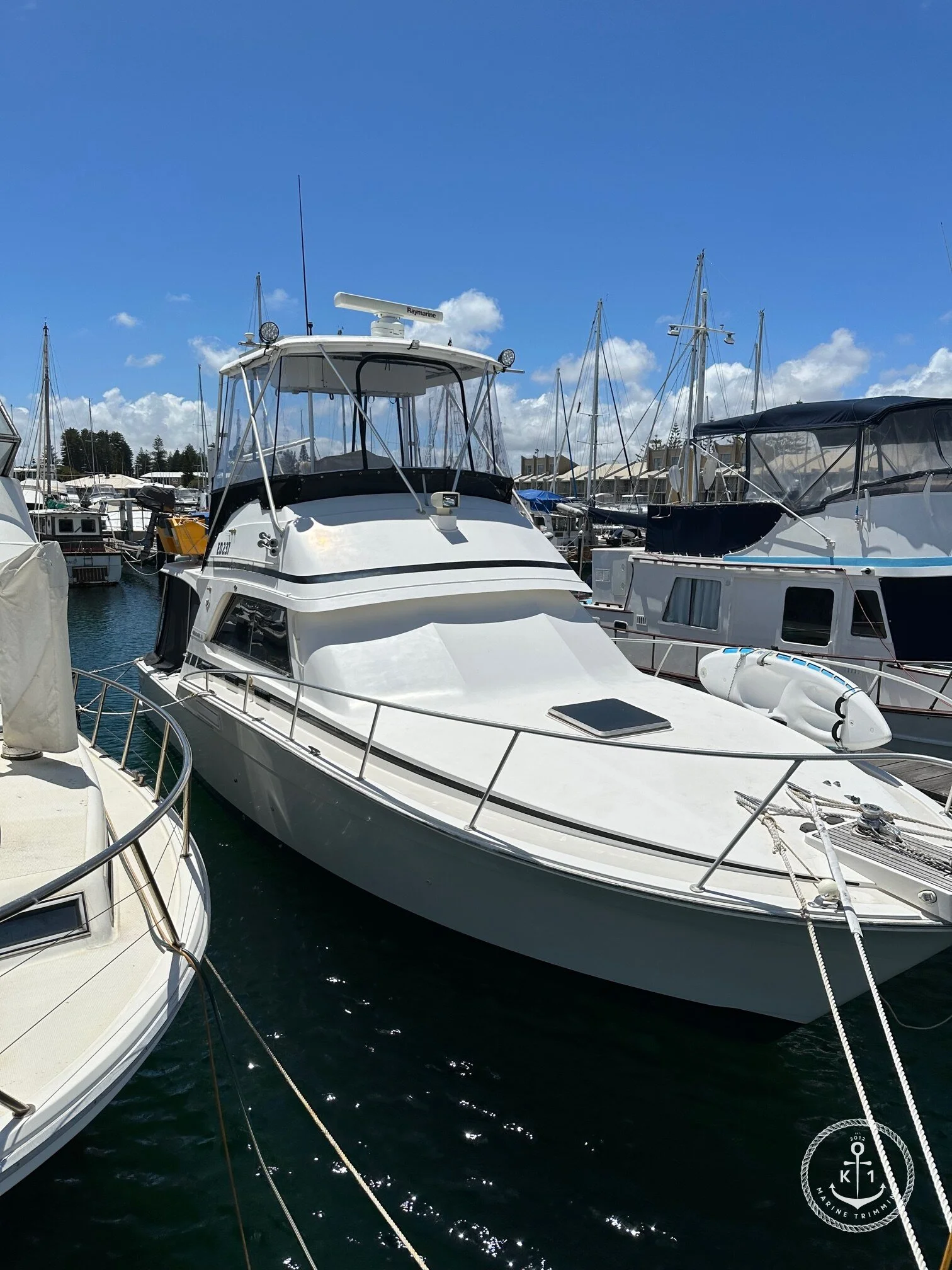 Bertram 37 Flybridge