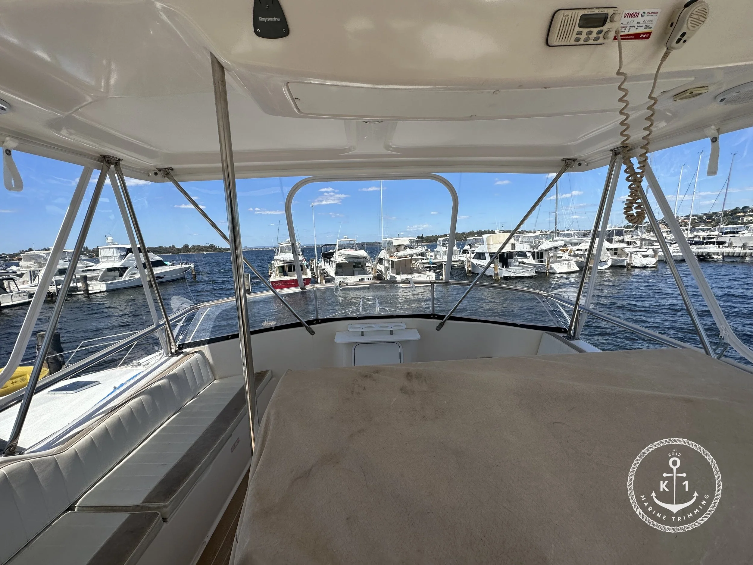 Caribbean 40 Flybridge