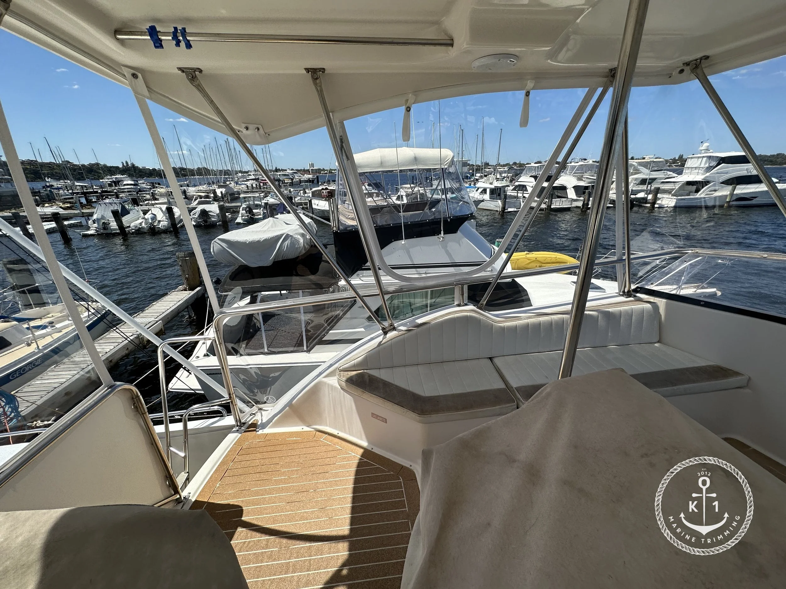 Caribbean 40 Flybridge