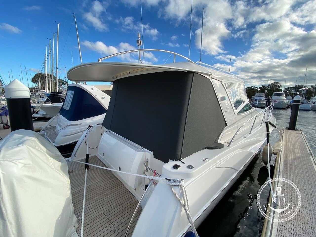 Riviera M400