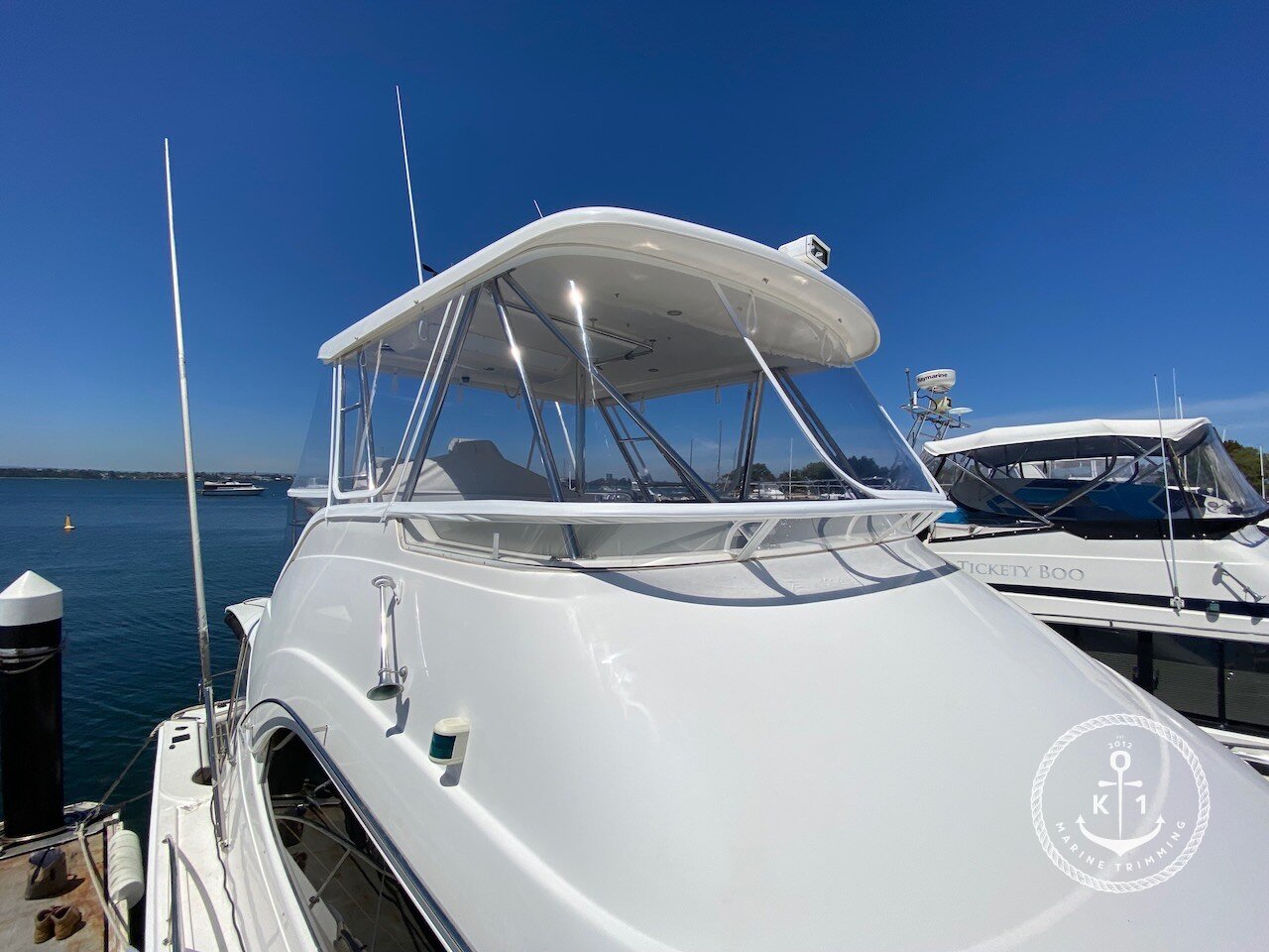 Riviera 47 Flybridge