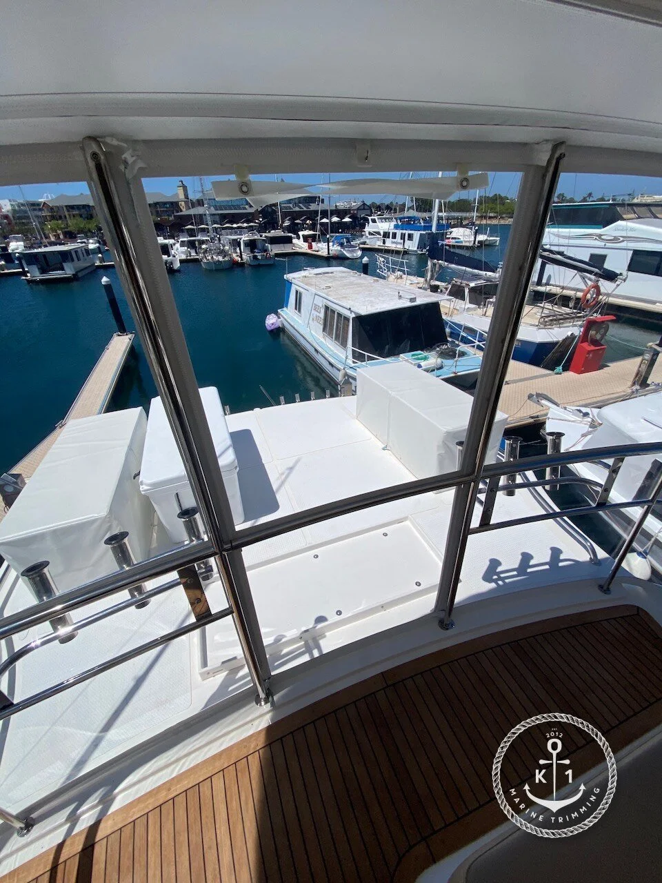 Riviera 56 Enclosed Flybridge