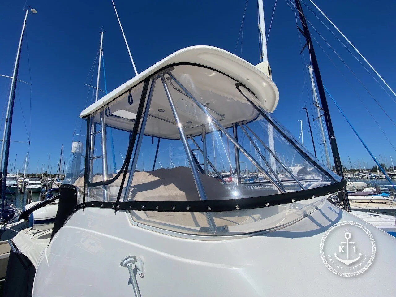Riviera 37 Flybridge