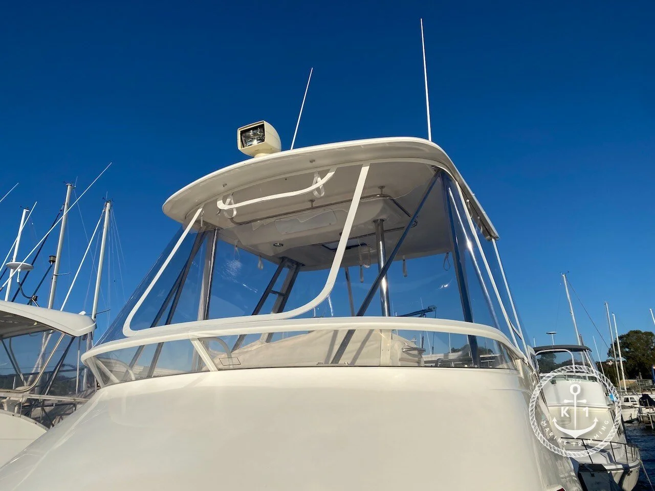 Riviera 37 Flybridge