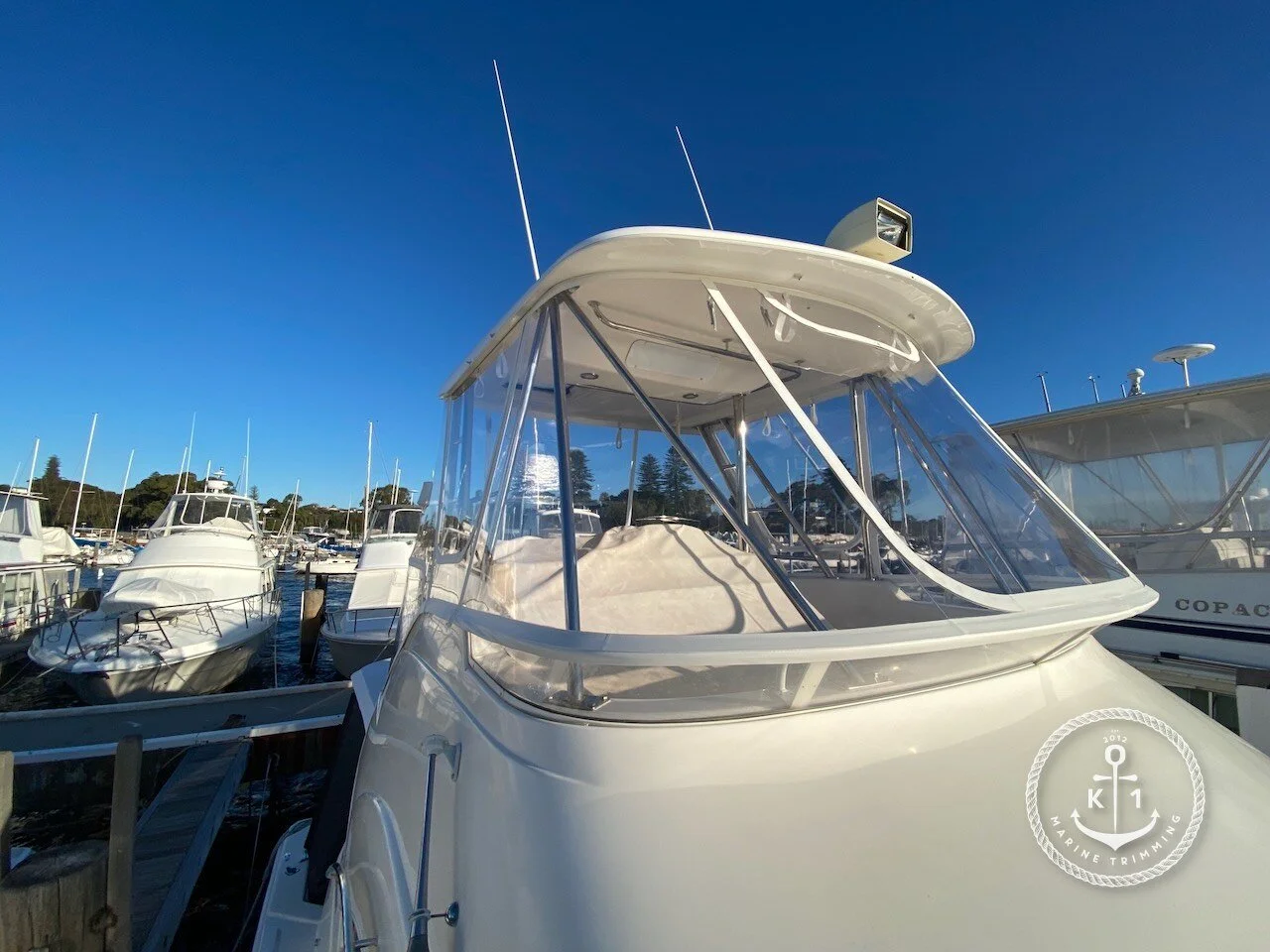 Riviera 37 Flybridge