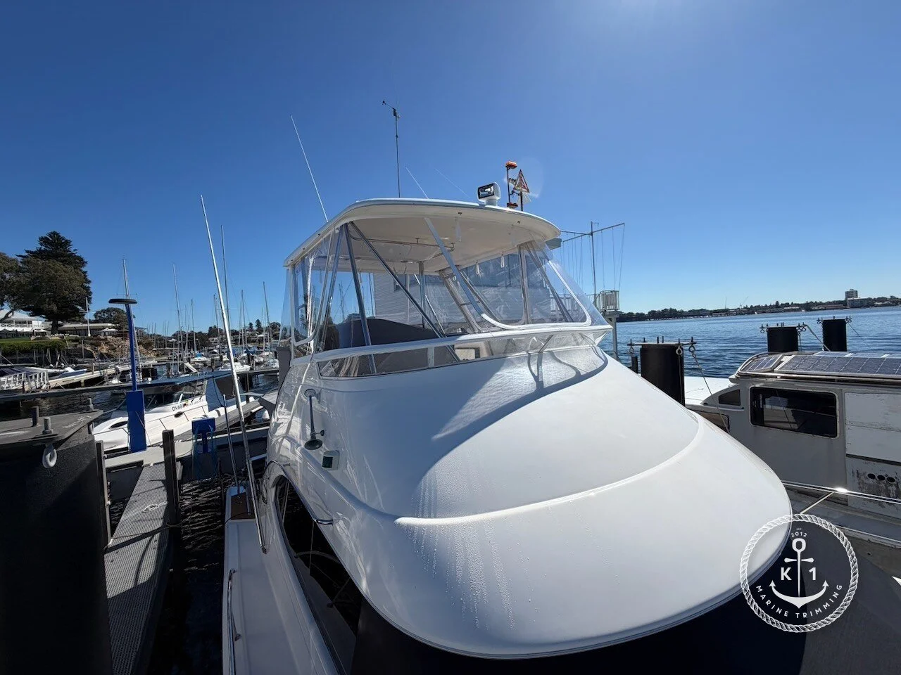 Riviera 40 Flybridge
