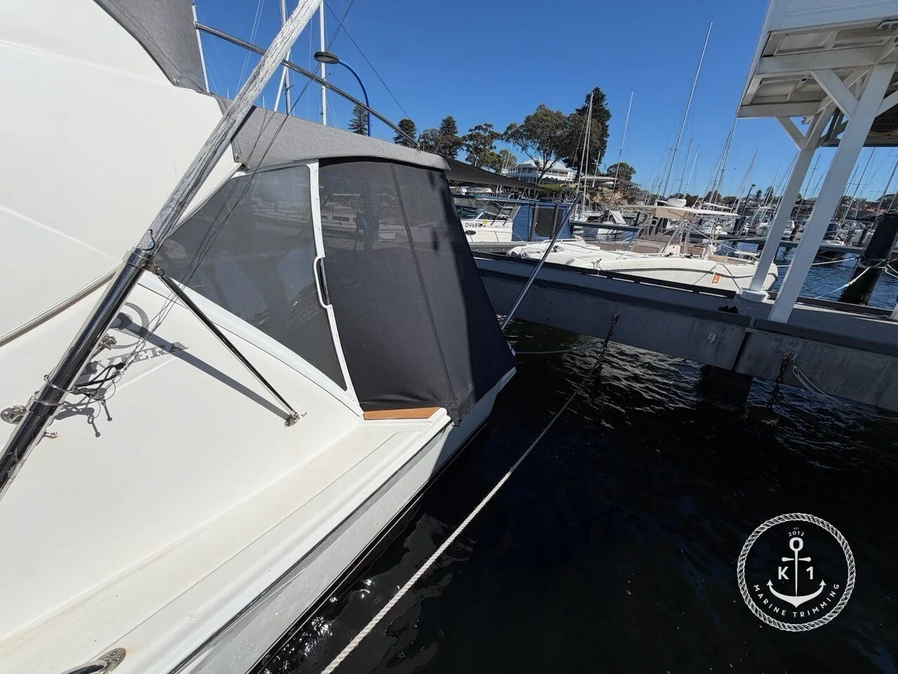 Riviera 40 Flybridge