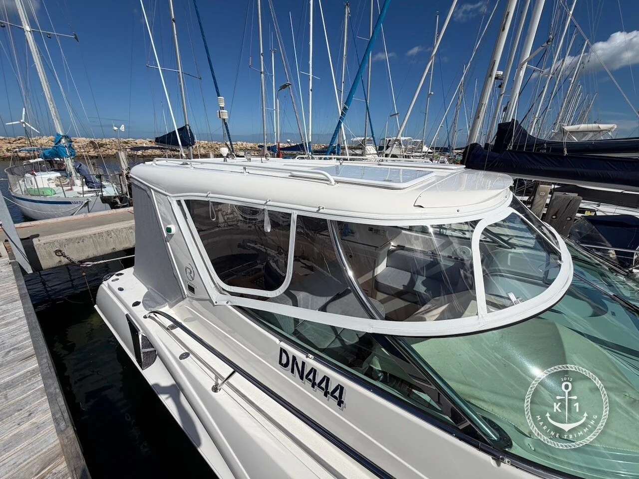 Riviera M400