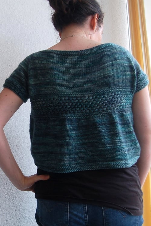 Madame Entrechat shrug knitting pattern by Lisa Chemery - Frogginette Knitting Patterns