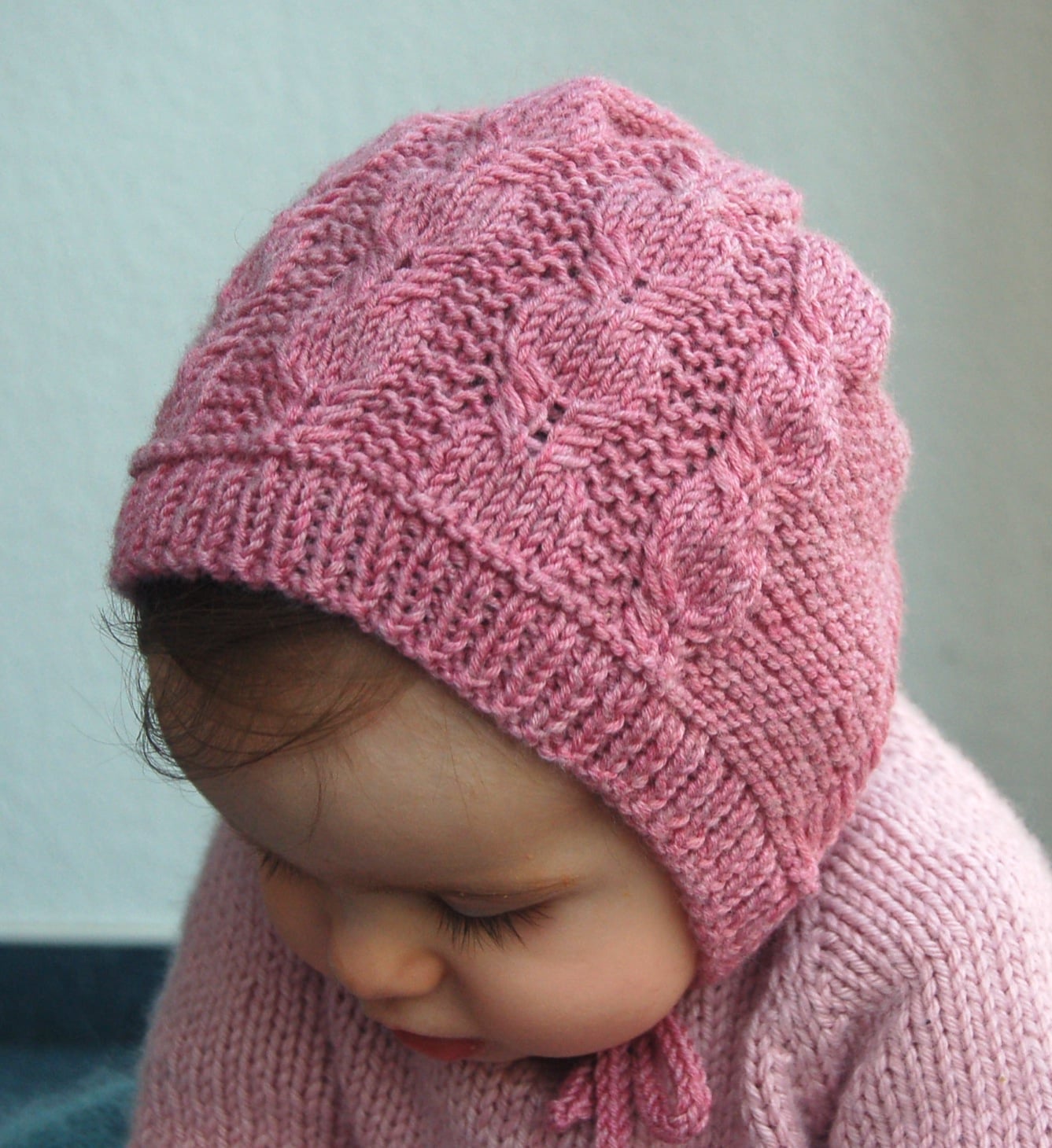 Silverfox Bonnet knitting pattern by Lisa Chemery - Frogginette Knitting Patterns