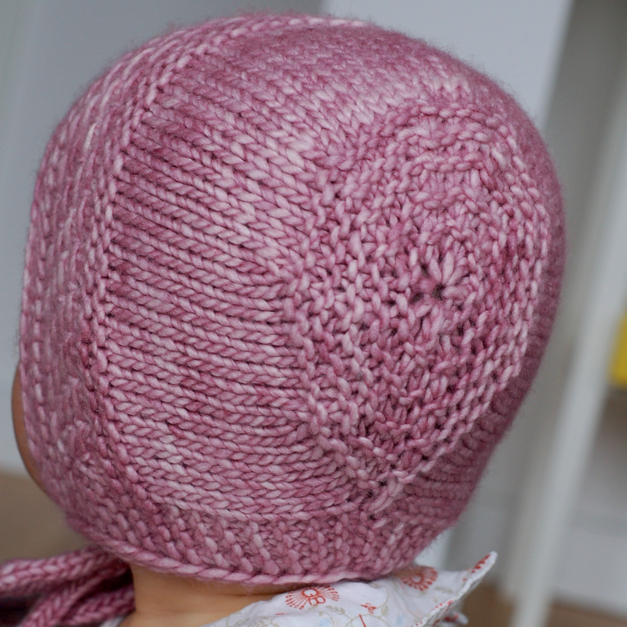 Entrechat Bonnet (for worsted weight) — Frogginette Knitting Patterns