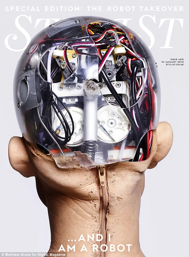 SOPHIA - ROBOT