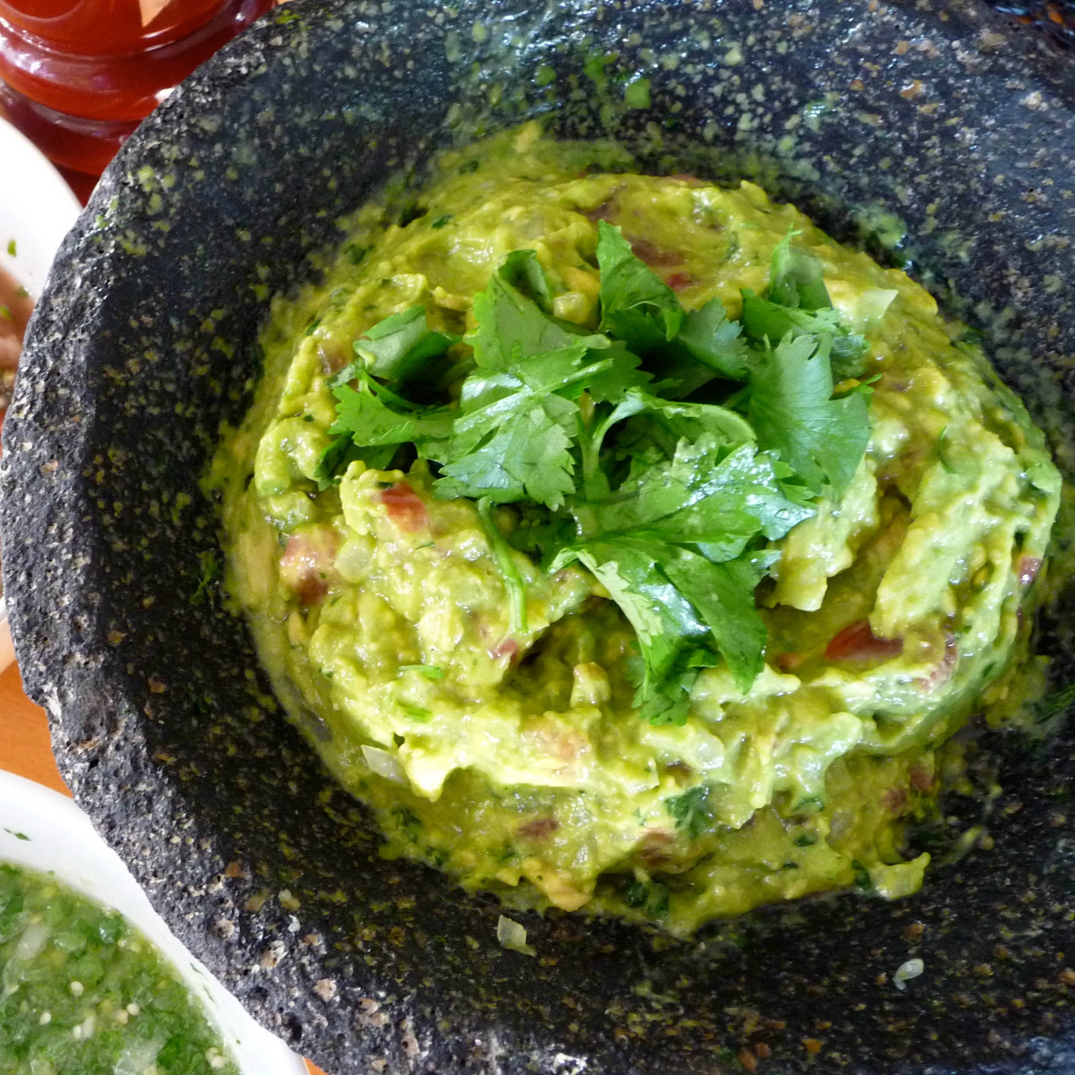 Guacamole, the Traditional Way (Vegan)